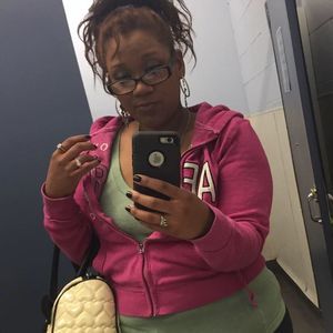 Meet your Posher, A leigh